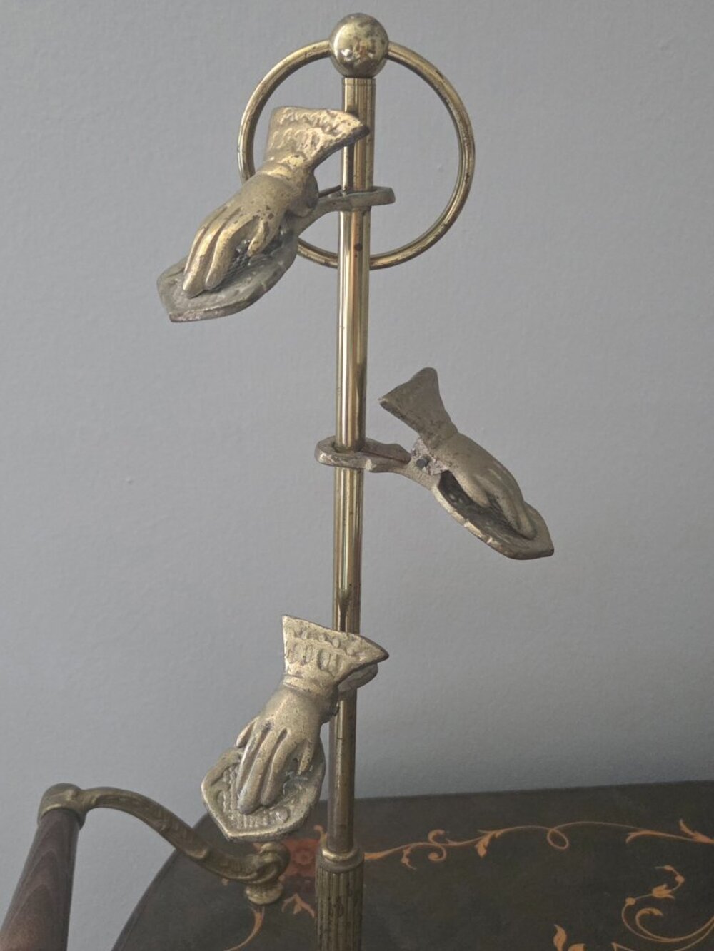 Vintage Brass Victorian-Style Hand Clip Stand
